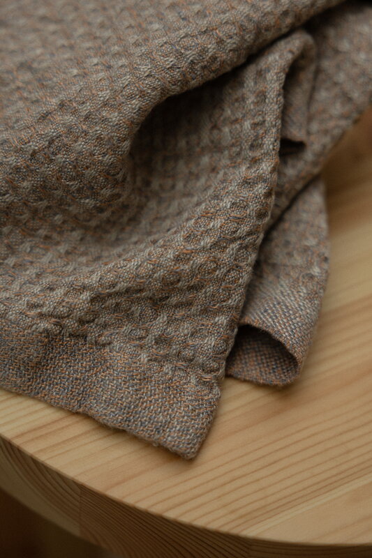 Lapuan Kankurit Luoto hand towel, linen - brown, decoration image