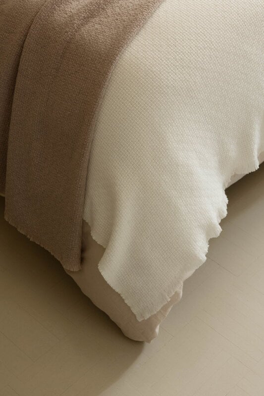 Lapuan Kankurit Olo villahuopa, 135 x 180 cm, beige, näkymä 3