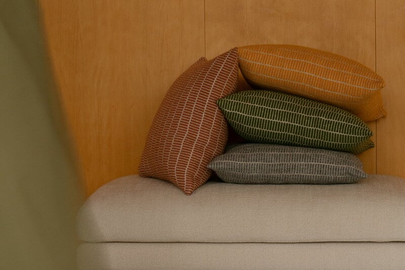 Lapuan Kankurit Housse de coussin Raitti, 45 x 45 cm, olive, image décorative