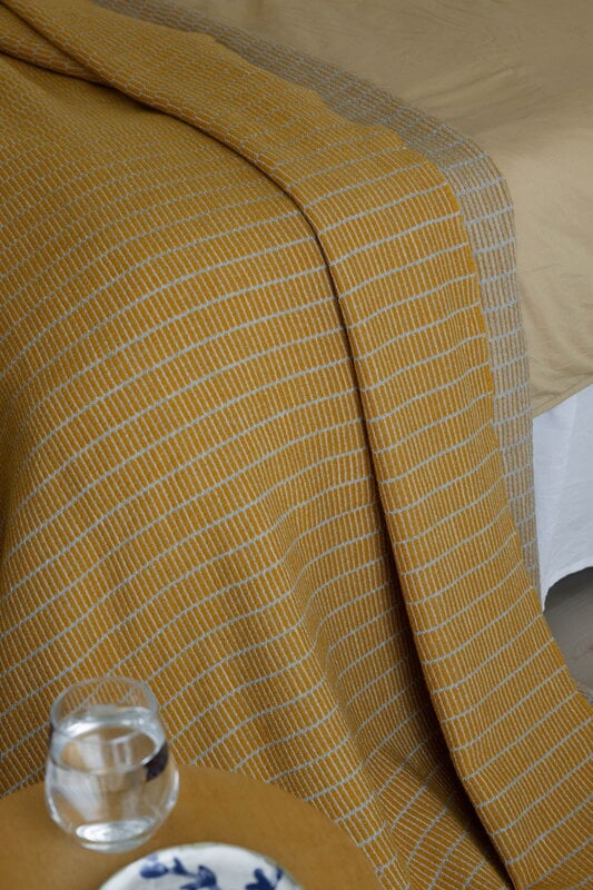 Lapuan Kankurit Raitti bedspread, 160 x 260 cm, coffee dyed orange, view 3