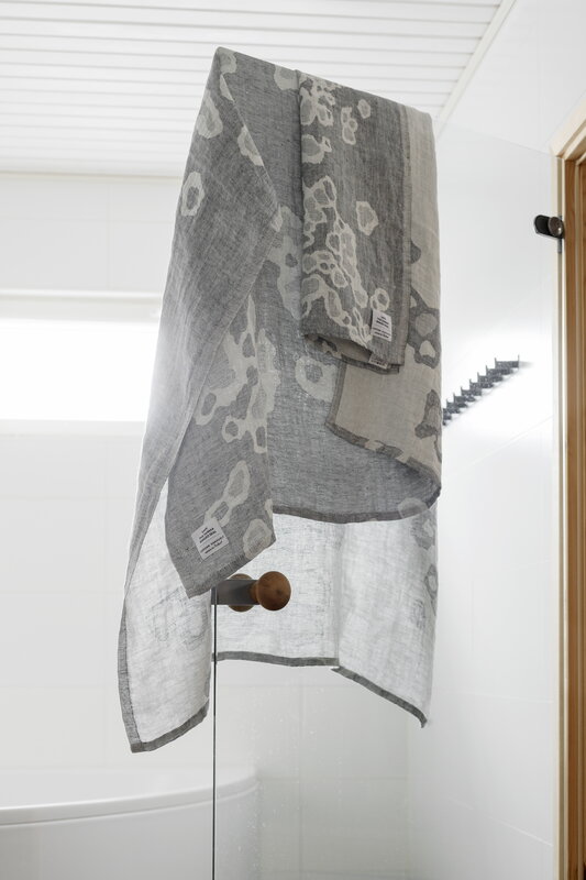 Lapuan Kankurit Saimaannorppa giant towel, decoration image