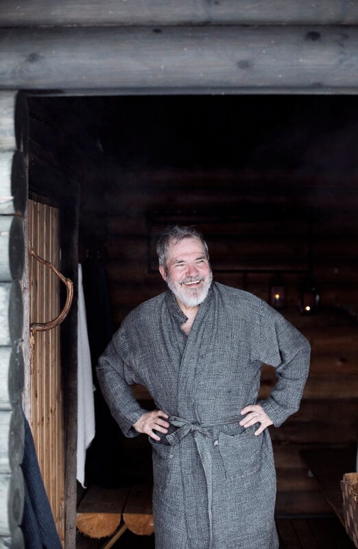Lapuan Kankurit Terva bathrobe, black - graphite, decoration image