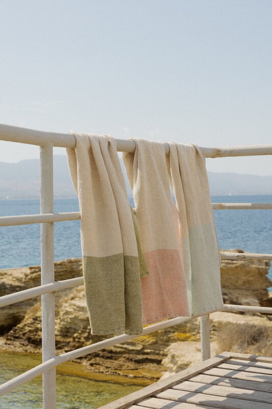 Lapuan Kankurit Terva bath towel, multi - cinnamon - rose, decoration image