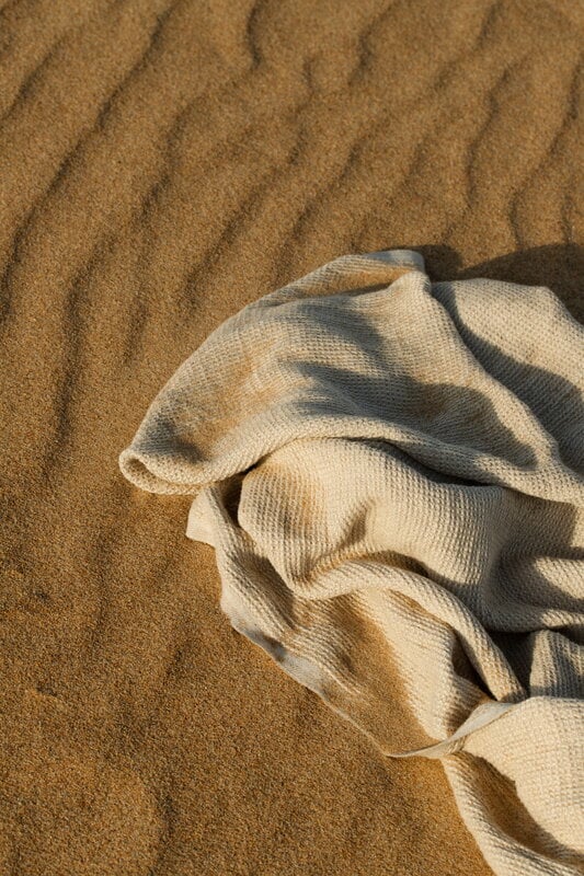 Lapuan Kankurit Terva giant towel, white - linen, decoration image
