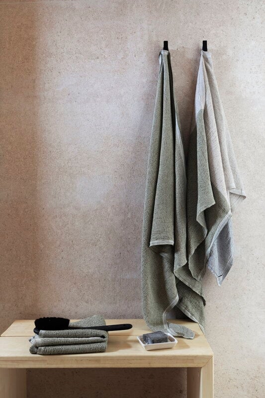 Lapuan Kankurit Terva hand towel, white - olive, decoration image