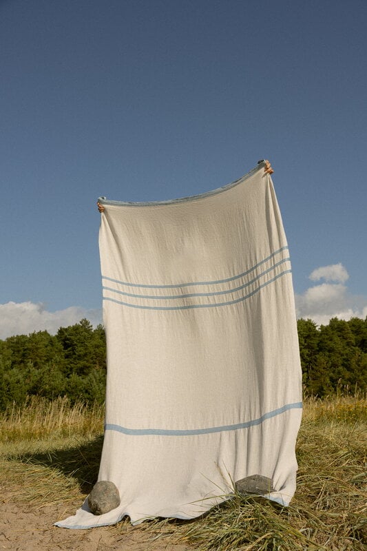 Lapuan Kankurit Nappe Usva, 150 x 260 cm, lin - bleu, image décorative