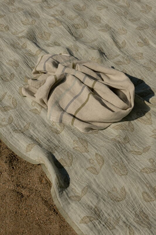 Lapuan Kankurit Virta hand towel, linen - olive - grey, decoration image