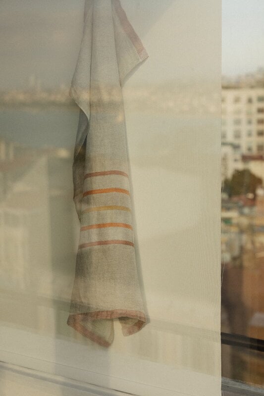 Lapuan Kankurit Virta hand towel, linen - brown - rust, decoration image