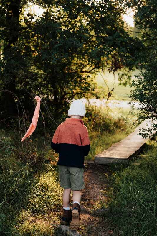 Laine Publishing Trails & Valleys: Knitwear for Family Adventures, decoration image