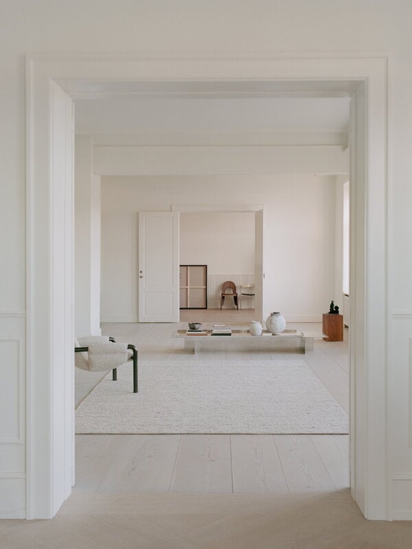 Linie Design Agner villamatto, beige, sisustuskuva