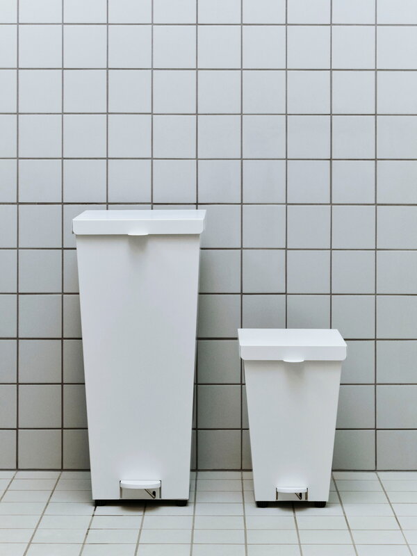HAY Loop Bin, 8 L, white, decoration image