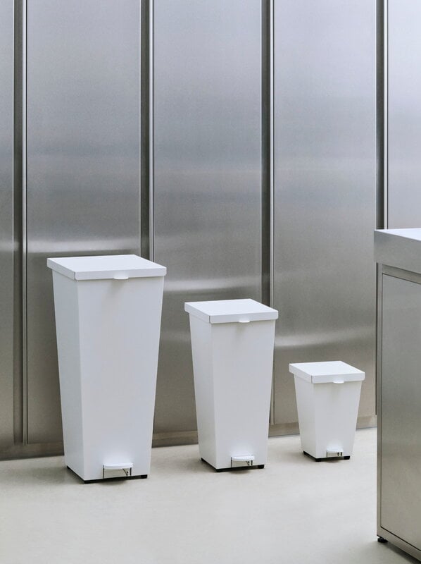 HAY Loop Bin, 8 L, white, decoration image