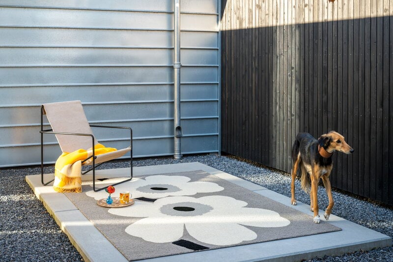Marimekko Unikko Anniversary Outdoor-Teppich, grau, dekorationsbild