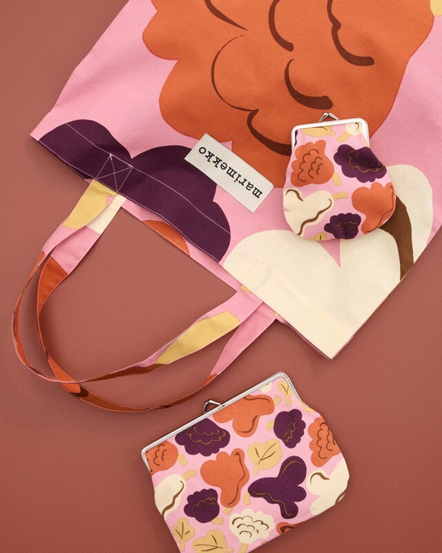 Marimekko Pieni Kukasta kukkaan Puolikas Kukkaro purse, pink - off-white -plum -terra, view 2