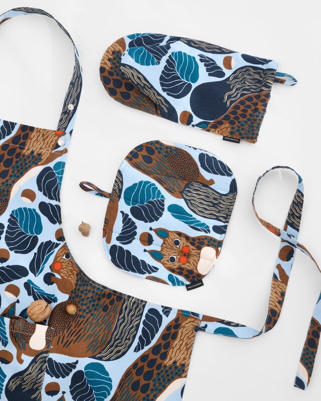 Marimekko Pieni Kurre apron, sky blue - multi, view 2