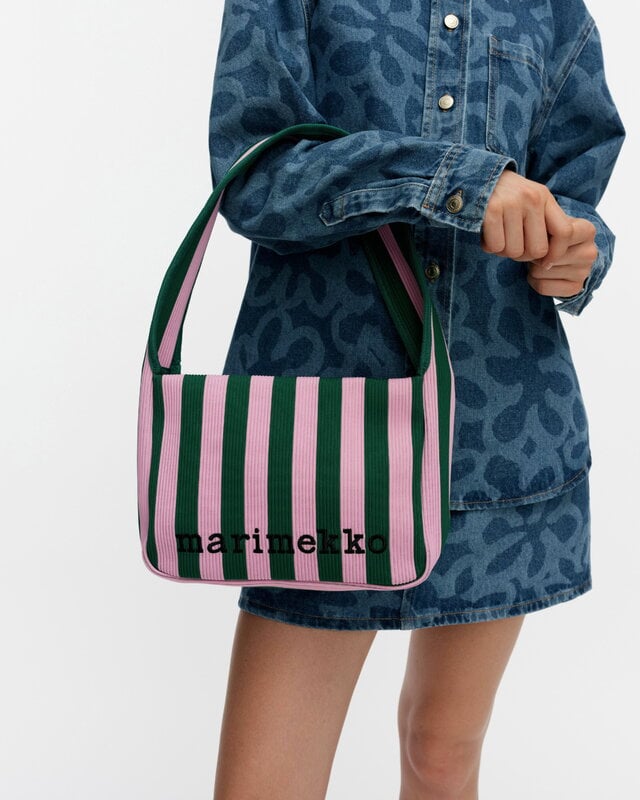 Marimekko Knitted Shoulderbag Merirosvo, rose - vert foncé, image décorative