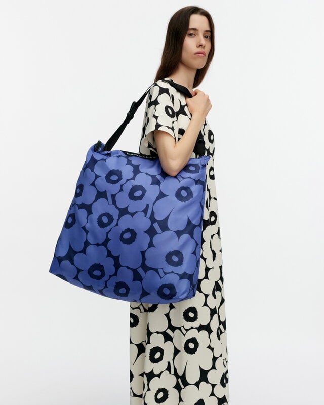 Marimekko Neat Crossbody Unikko Schultertasche, L, blau - dunkelblau, dekorationsbild