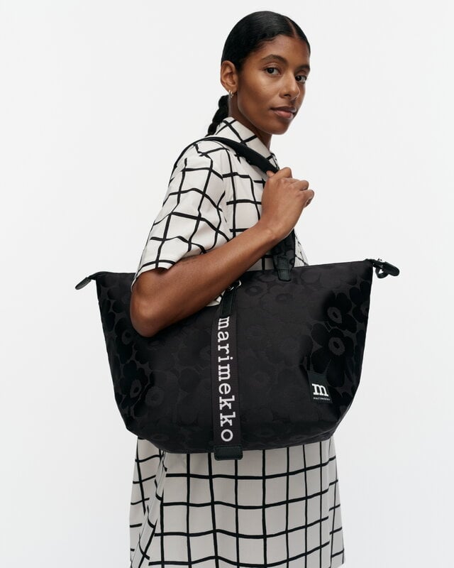 Marimekko Tote Unikko shoulder bag, M, black, view 2