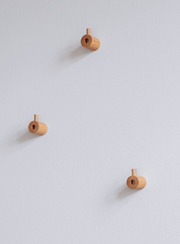 Moebe Wooden wall hook, oak, decoration image