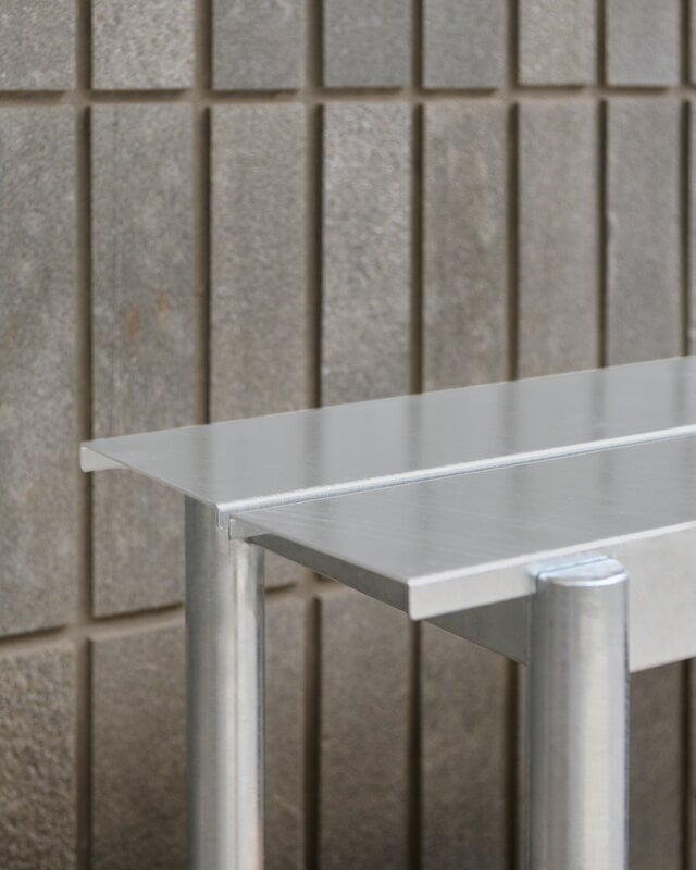 Muuto Linear Steel bench, 110 cm, warm galvanized steel, decoration image