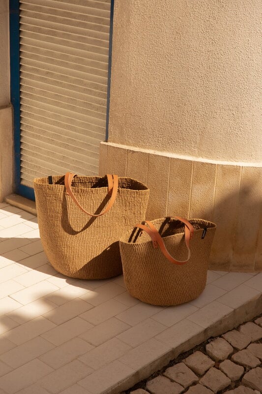 Mifuko Kiondo shopper basket, M, brown, decoration image
