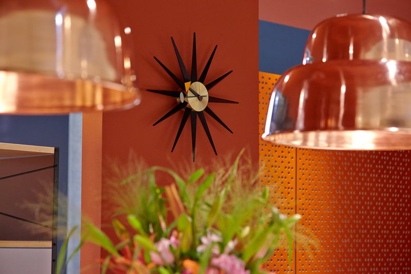 Vitra Finnish Design Sunburst | Shop NL Clock