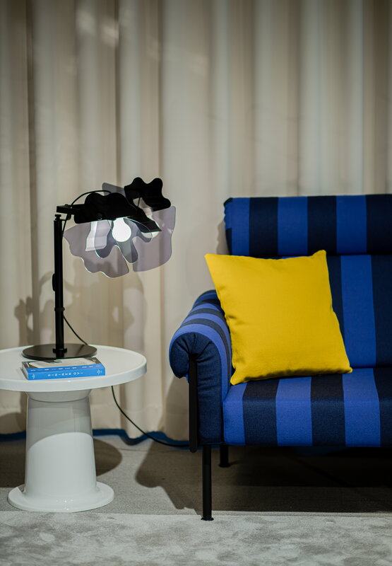 Innolux Perhonen table lamp, black, decoration image