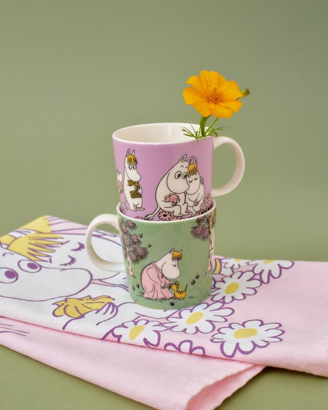 Moomin Arabia Moomin mug, Sweethearts, decoration image