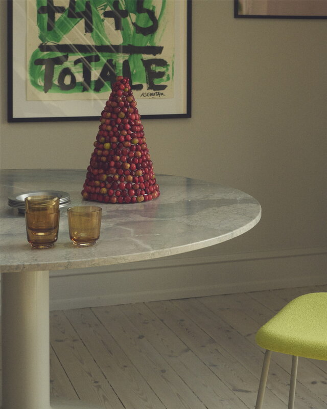 Muuto Raise glass, set of 2, 20 cl, burnt orange, decoration image