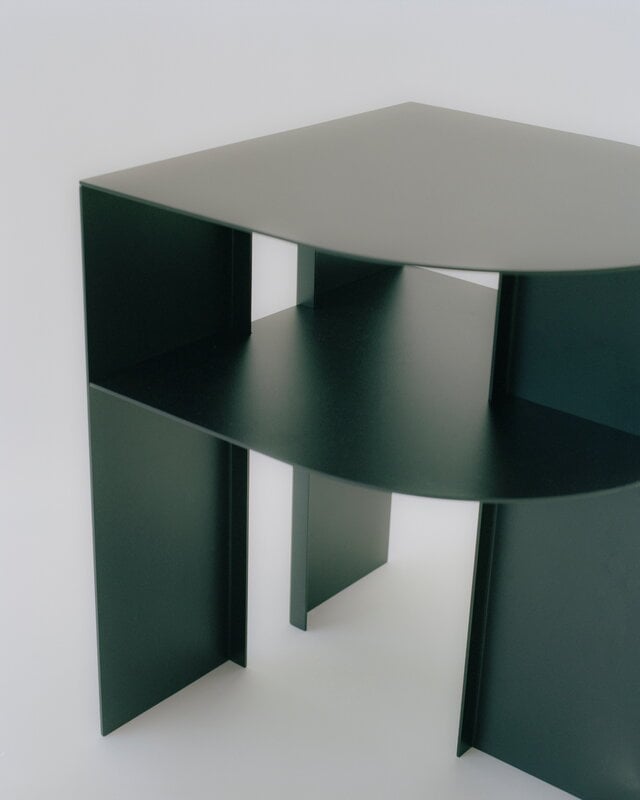 New Works Rand sivupöytä, musta, näkymä 13