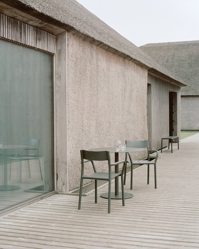 New Works May Bistro table, 90 cm, dark green, decoration image