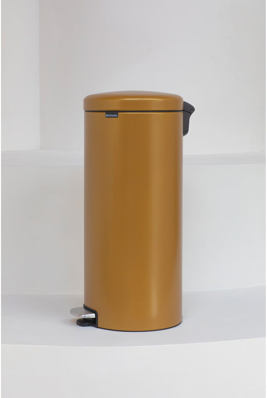 Brabantia newIcon pedal bin, 30 L, warm gold, decoration image