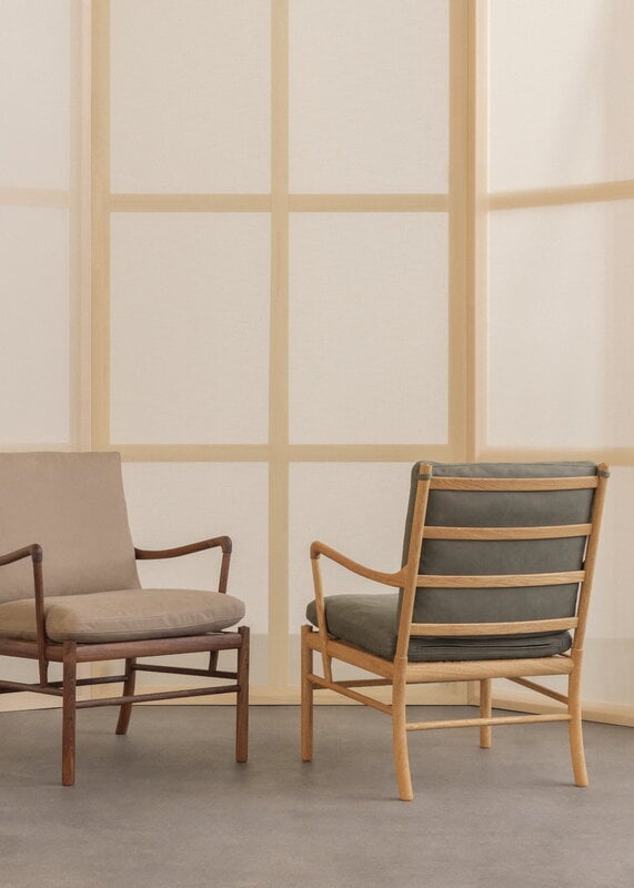 Carl Hansen & Søn OW149 Colonial Stuhl, geölte Eiche - Terra Leder Jade, dekorationsbild