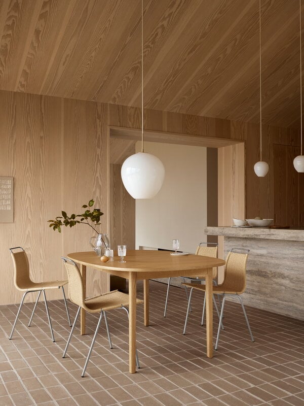 Carl Hansen & Søn MT221-D170 Tulip pendant, 17 cm, brass - opal white, decoration image