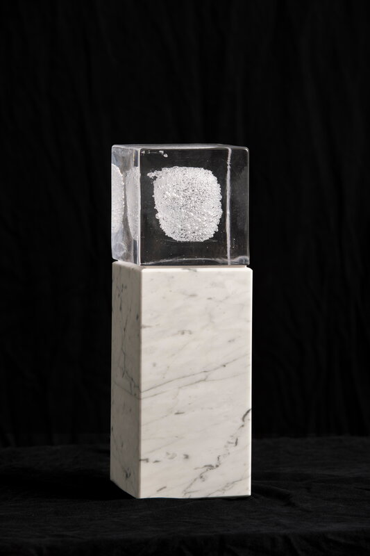 Innolux Otso table lamp, white marble - glass, decoration image