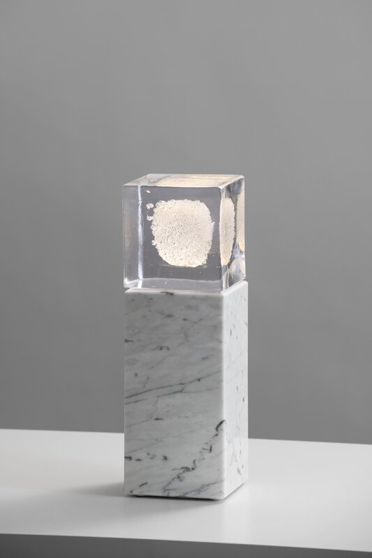 Innolux Otso table lamp, white marble - glass, decoration image