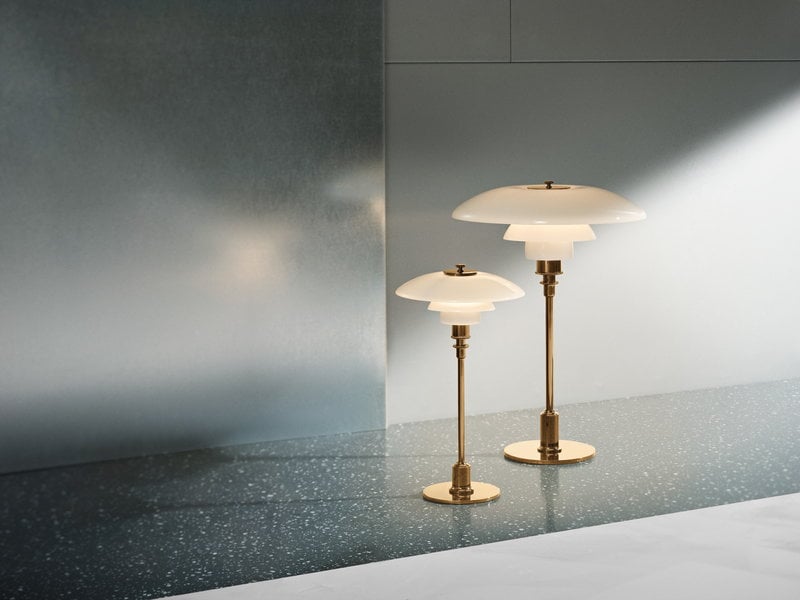 Louis Poulsen PH 2/1 table lamp, metallised brass | Finnish
