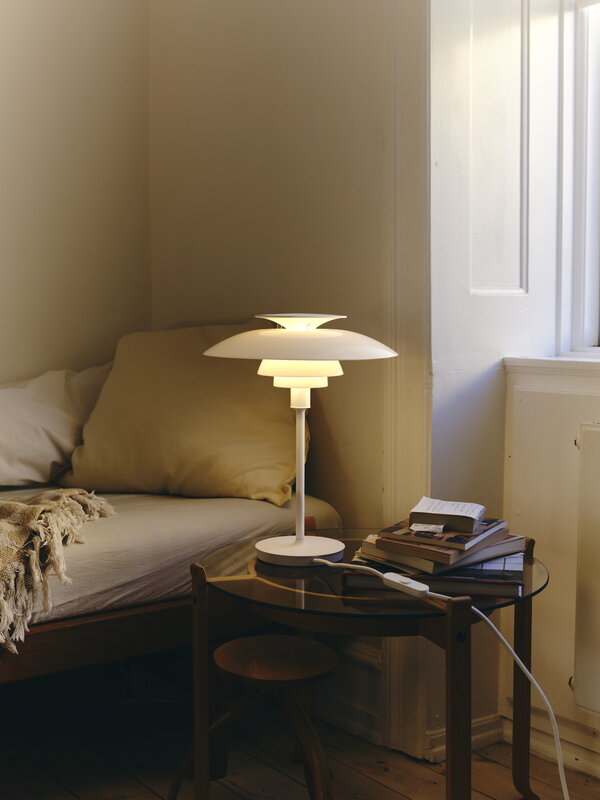 Louis Poulsen PH 80 table lamp, opal white - white, decoration image