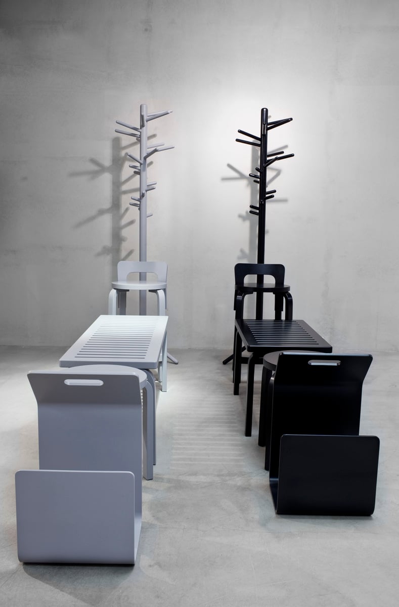 Artek Kanto magazine / firewood rack, black | Finnish Design Shop