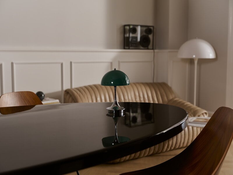 Louis Poulsen Panthella The Originals 160 Portable V3 table lamp, opal green - chrome, decoration image