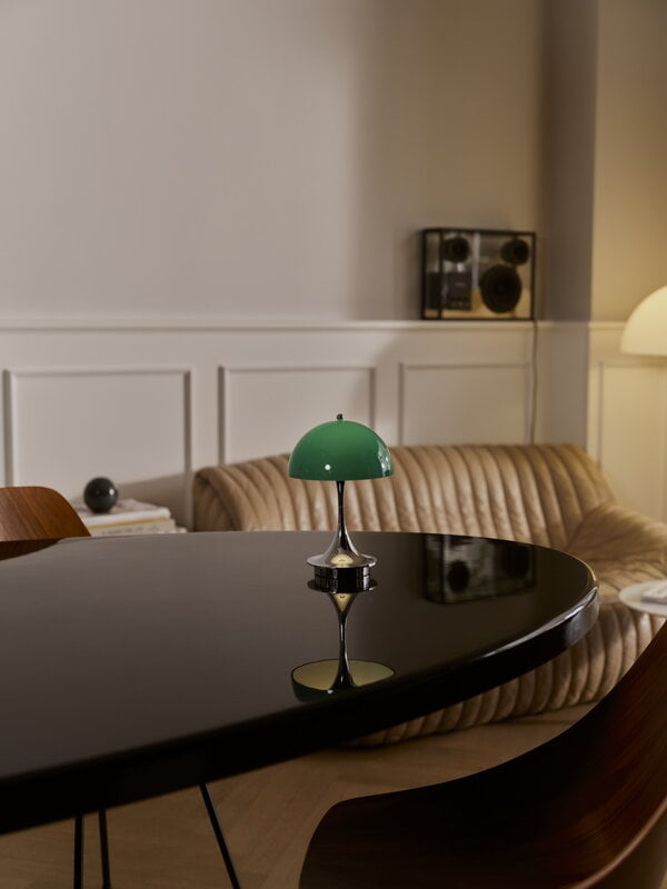 Louis Poulsen Panthella The Originals 160 Portable V3 table lamp, opal green - chrome, decoration image