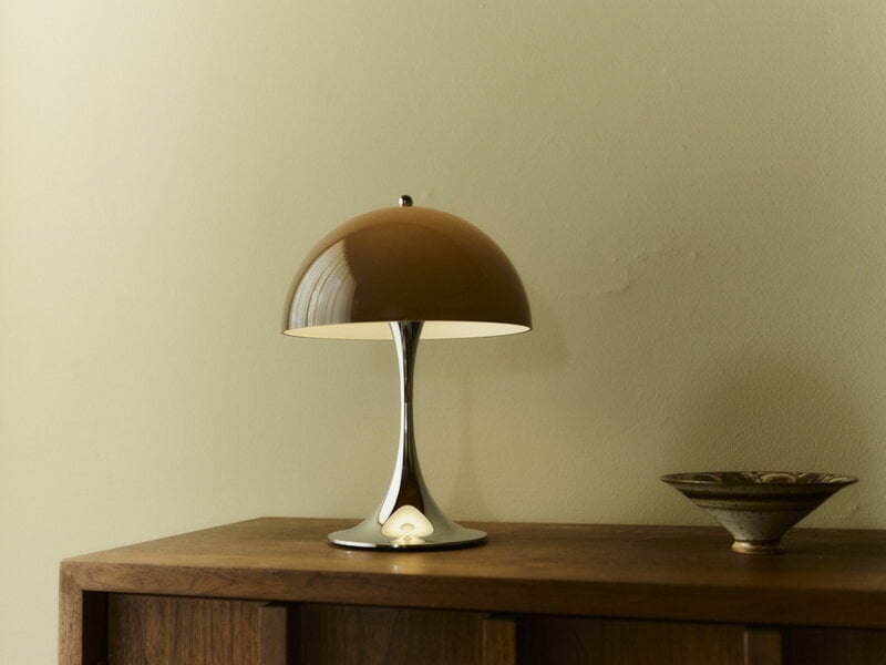Louis Poulsen Panthella The Originals 250 Portable table lamp, opal brown - chrome, decoration image