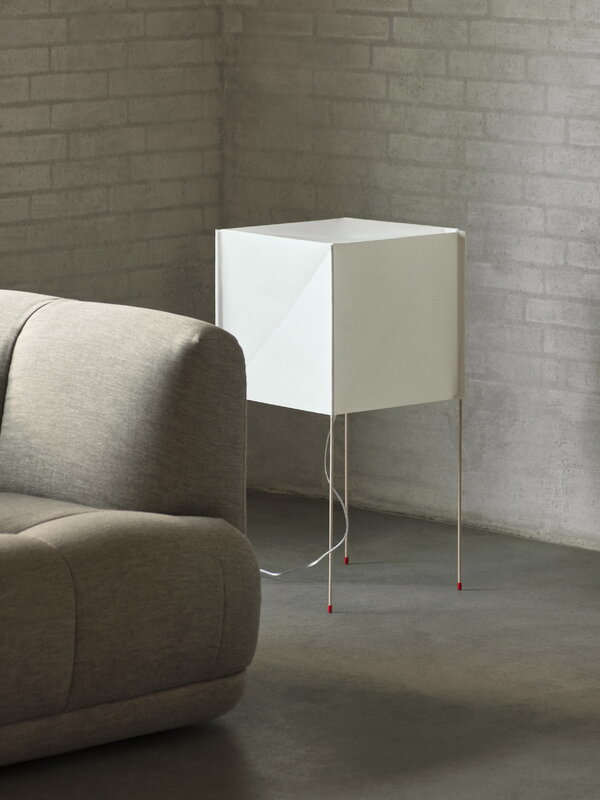 HAY Paper Cube Lattiavalaisin Valkoinen Finnish Design Shop HAY Paper Cube Lattiavalaisin Valkoinen Finnish Design Shop