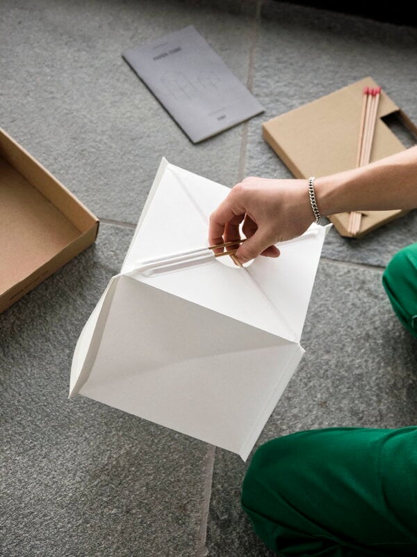 Lampadaire blanc en caoutchouc Paper Cube - HAY