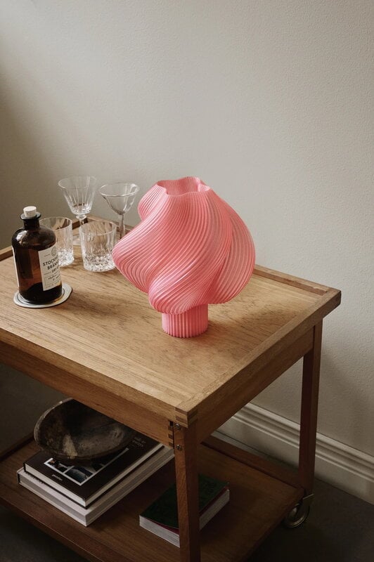 Crème Atelier Soft Serve table lamp, regular, peach sorbet, decoration image