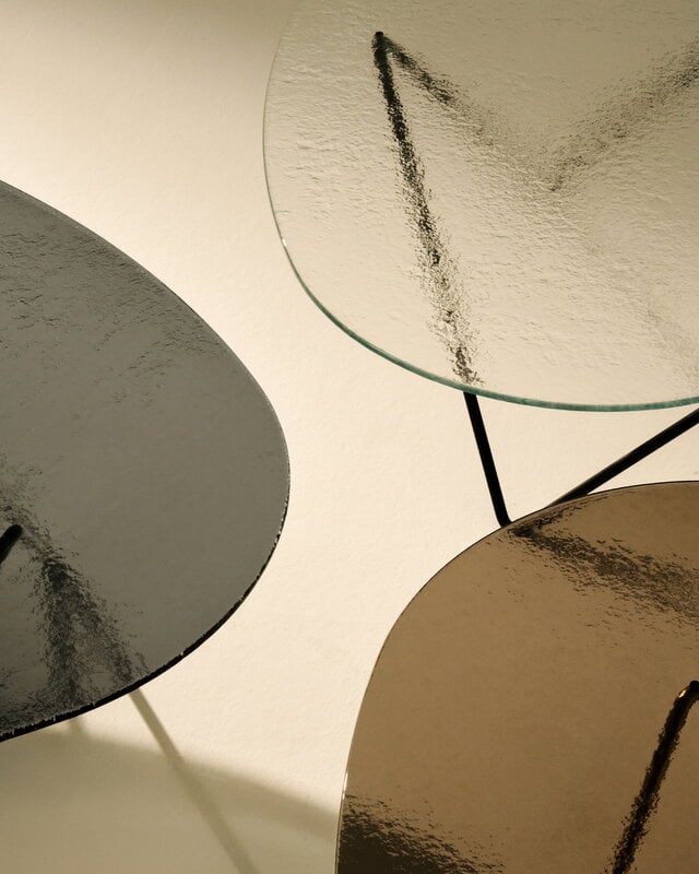 GUBI Pedrera coffee table, black - transparent structured glass, decoration image
