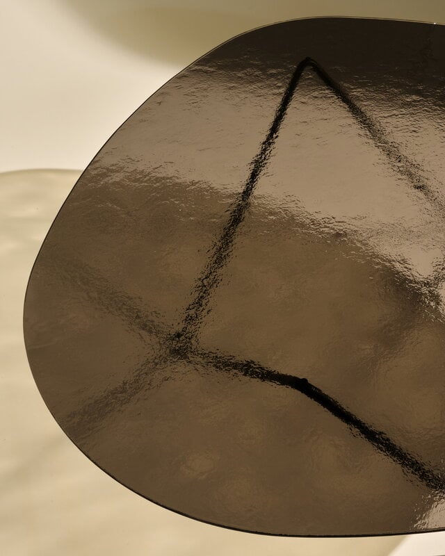 GUBI Pedrera coffee table, black - bronze structured glass, decoration image