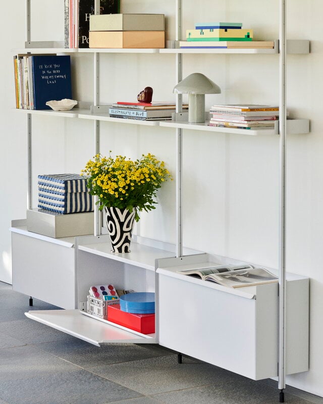HAY Pier System 133 shelf, 3 columns, PS white - aluminium, decoration image