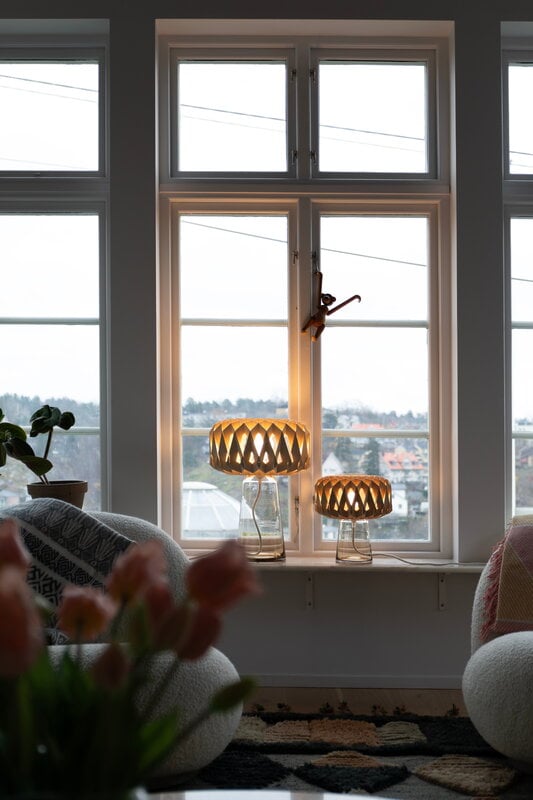 Pilke Lights Pilke Signature 35 pöytävalaisin, meripihka - koivu, sisustuskuva