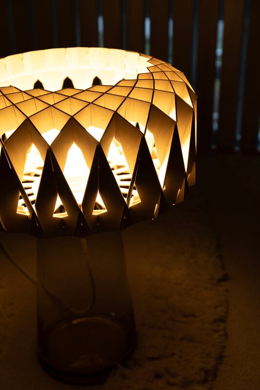 Pilke Lights Pilke Signature 35 pöytävalaisin, meripihka - koivu, sisustuskuva